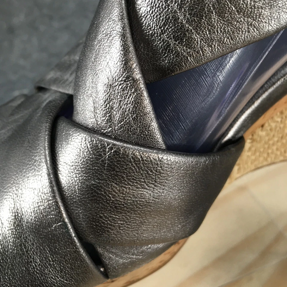 Cole Haan Tacones Mujer 8.5 Punta Abierta Entrecruzada Sandalias Cuña Gris Imitación Cuero Foto 4 de 4