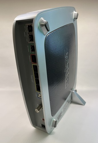 2Wire Gateway Router 38HGV-B - Picture 3 of 9