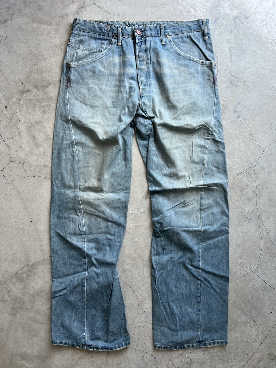Vintage Levis Engineered Twisted Jeans Buckle Back Tag W36 Actual