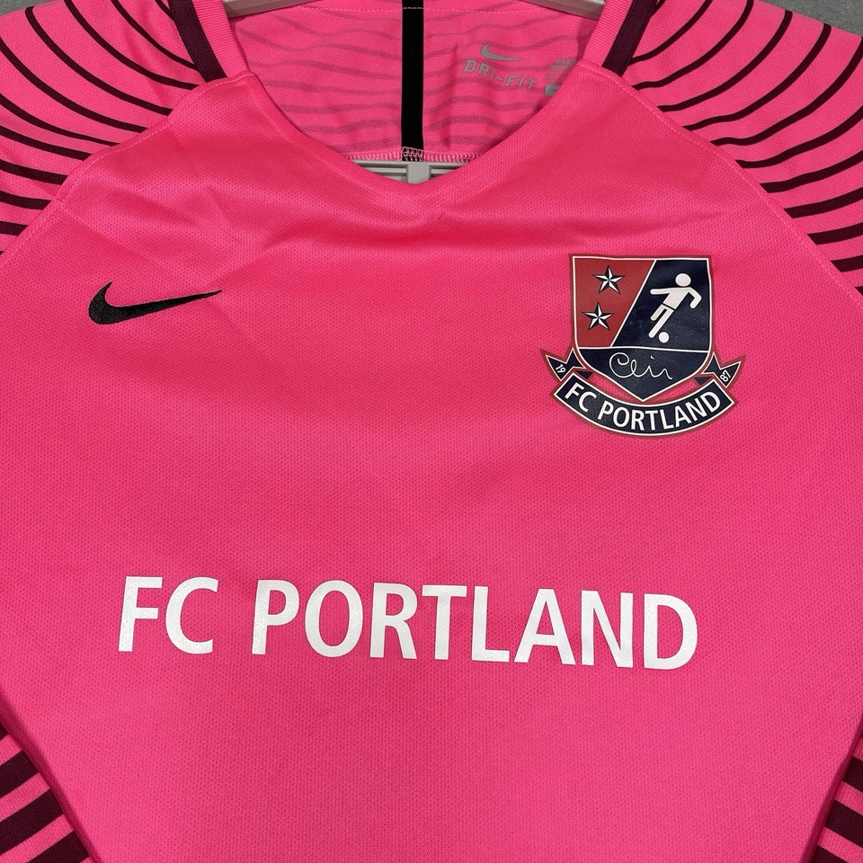 Camiseta FC Portland Mujer Rosa Mediana Nike #77 Portero Juego Usado Parche ECNL Foto 3 de 4
