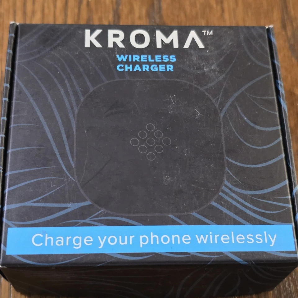 New Kroma Wireless Charging Pad for All Qi-Enabled Devices. - Image 2 of 4