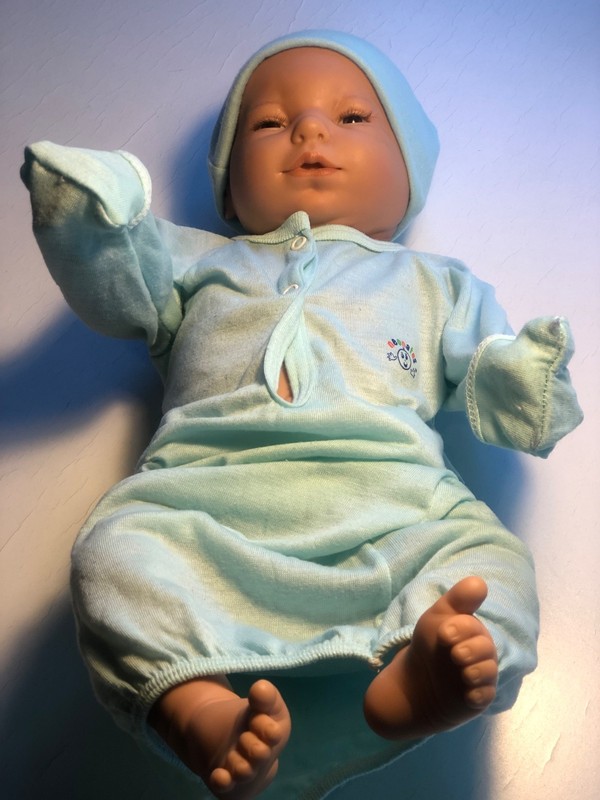 VINTAGE , RARE, NEONATES DOLL, weighted, life like, collector doll, lot