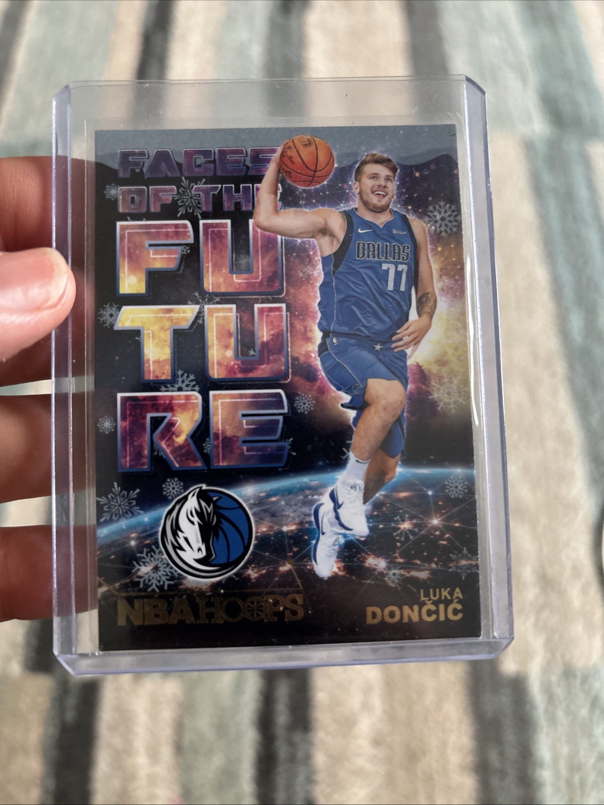 Panini 2018-19 NBA Hoops Faces of the Future Luka Dončić Insert #3 Mavericks