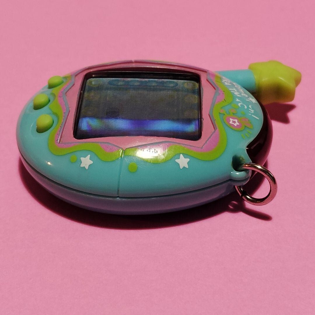 Bandai Ura Enjoy Tamagotchi Plus 