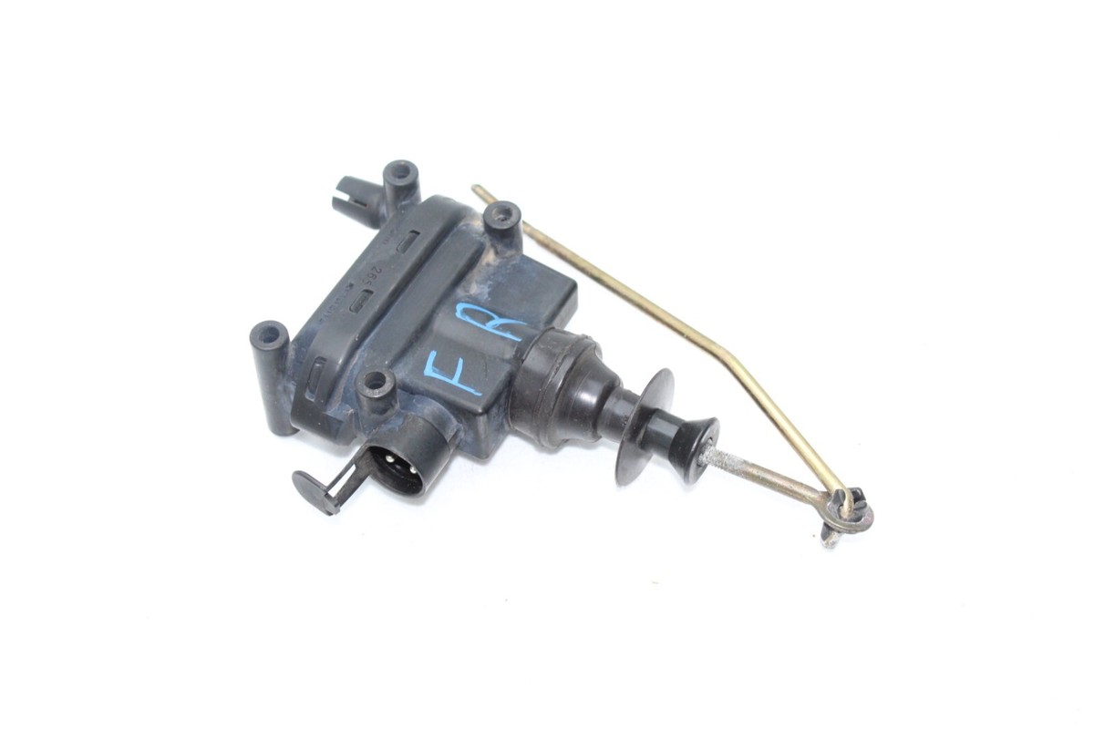 86-95 MERCEDES-BENZ W124 FRONT RIGHT DOOR VACUUM LOCK LATCH