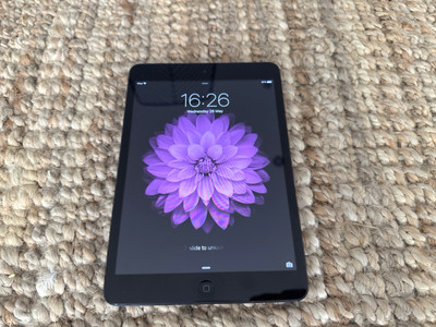Apple IPAD Mini Wi-Fi A1432 16GB Schwarz Guter Zustand 1st Gen