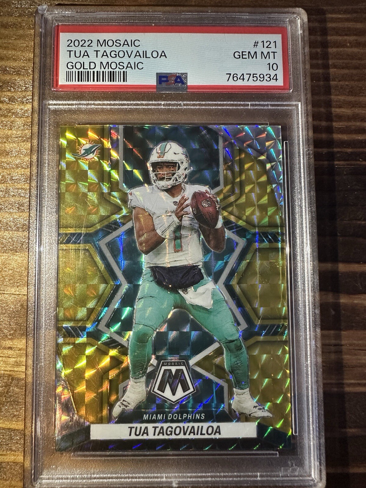 2022 PANINI MOSAIC TUA TAGOVAILOA GOLD mosaic 04/10 #121