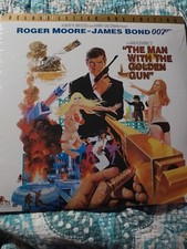 Laser Disc James Bond The Man With The Golden Gun