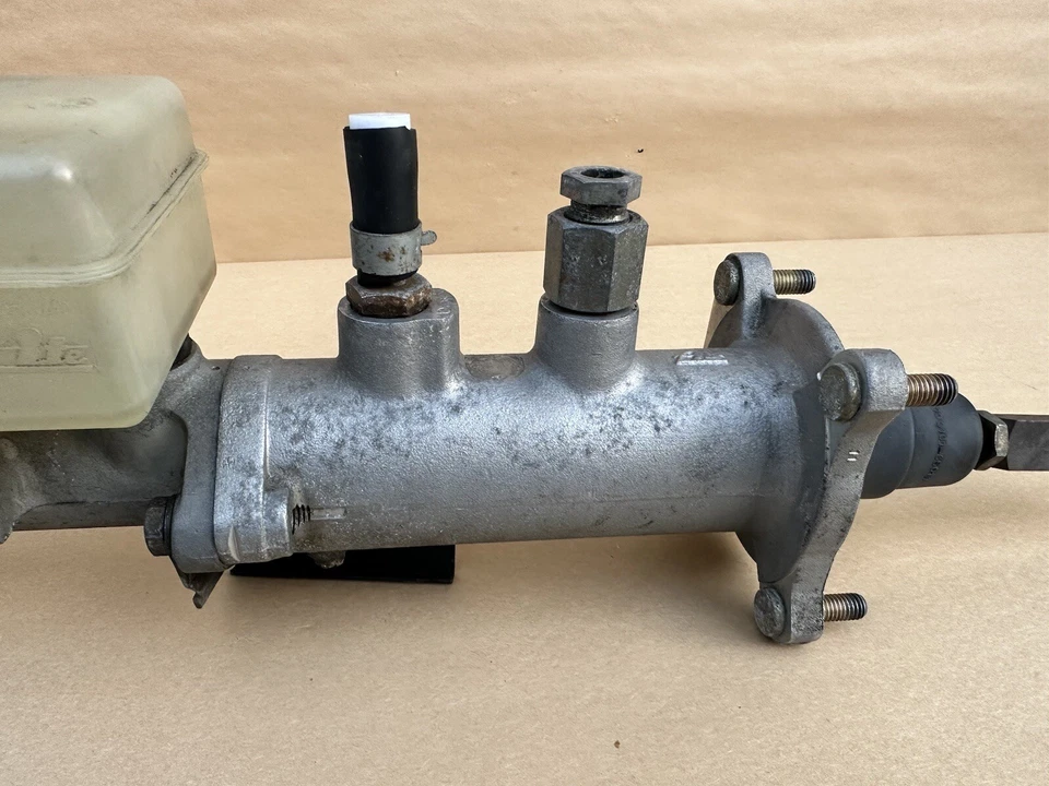 BMW E32 750IL V12 1988-1995 OEM cilindro maestro de freno eléctrico con unidad servo Foto 4 de 4