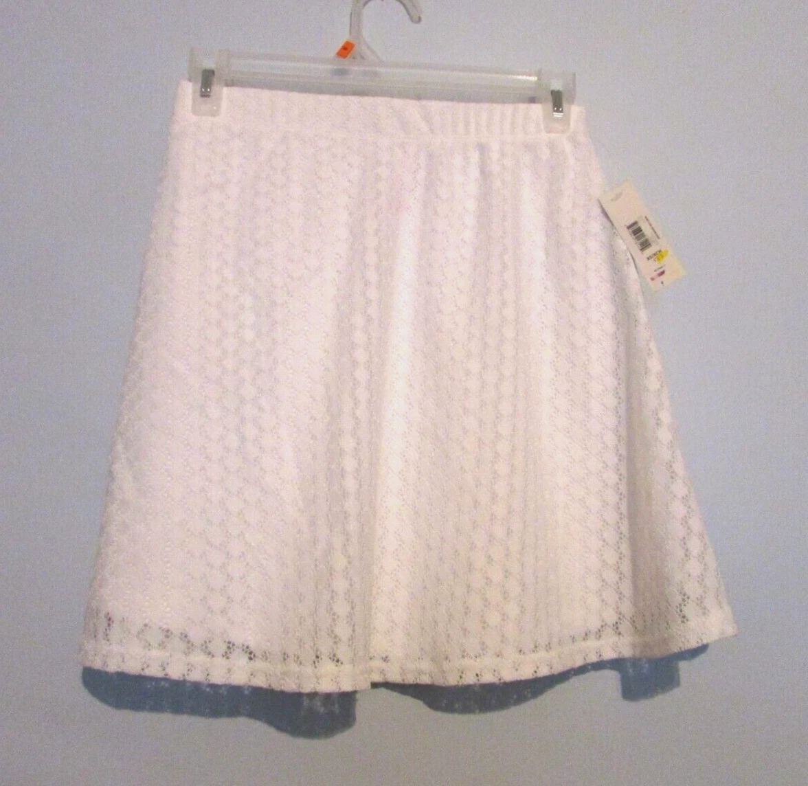 White skater skirt clearance juniors