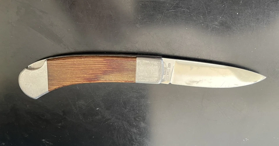 Gerber International 440C Stainless Taiwan Folding Knife Wood Handle Vintage - Image 3 of 4