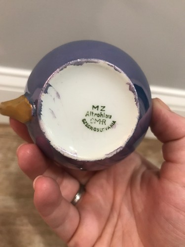 MZ Altrohlau CMR Czechoslovakia Blue Iridescent with Gold Guild Handled Creamer - Picture 4 of 5