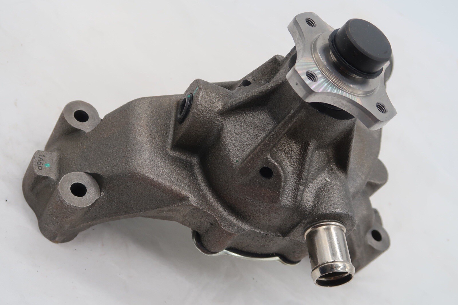 130-7090 GMB Water Pump New for Chevy Express Van SaVana Chevrolet 3500 GMC B7 image 5