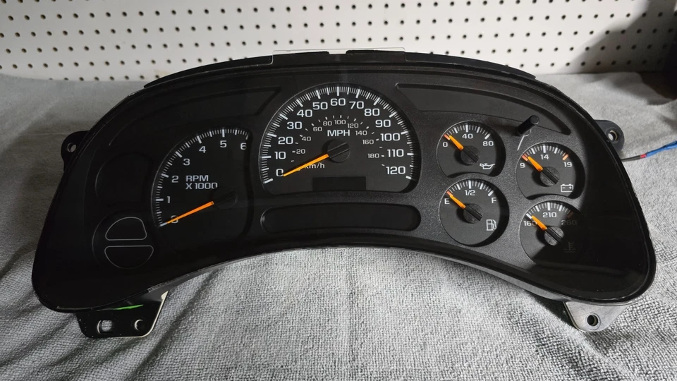 Silverado Sierra Tahoe Suburban Yukon Avalanche Gauge Cluster 2003-2005 Foto 2 de 4