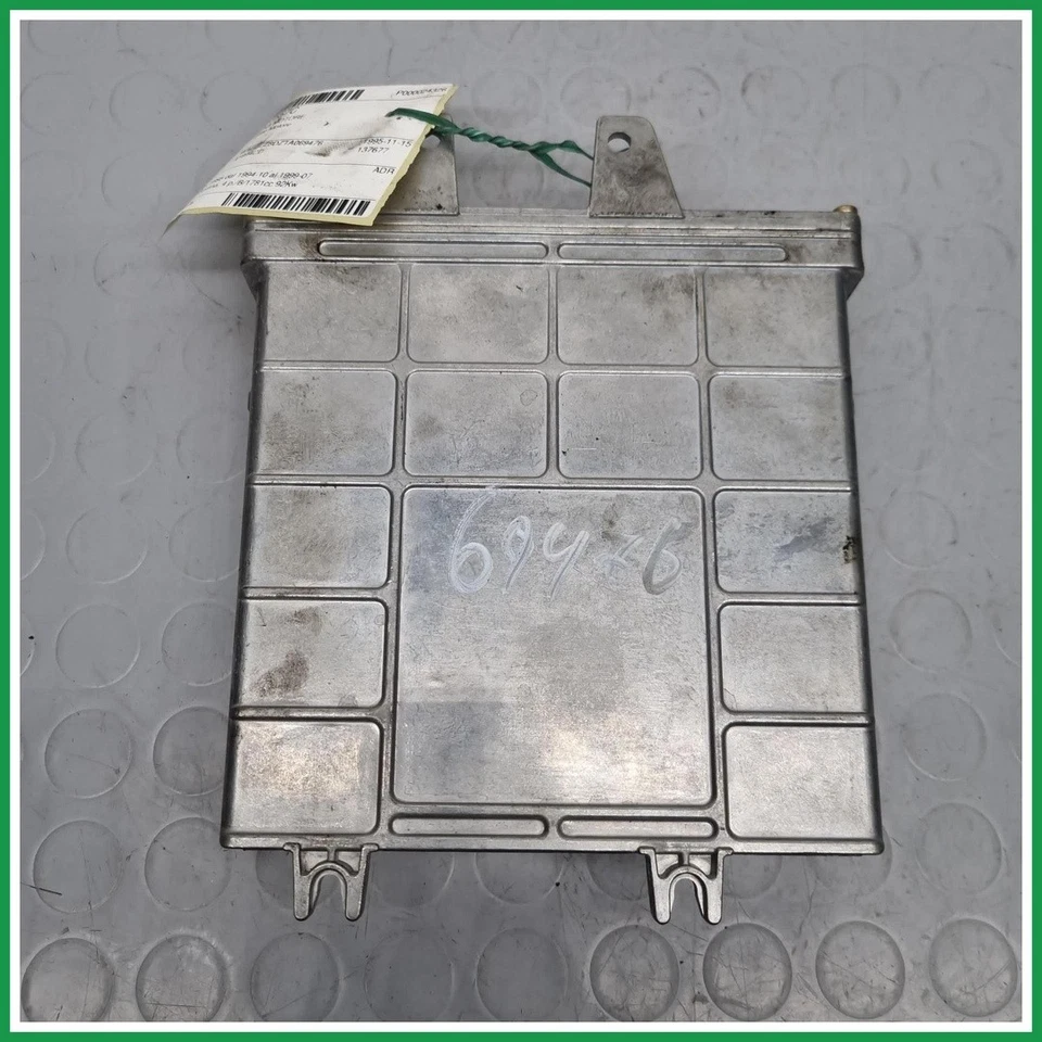 Centralina Iniezione Bosch 0261203938/939 Audi A4 8D2 8D0907557C 1994 1999   - Immagine 2 di 4