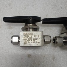 DK-LOK BALL VALVE V82D-D-8T-S 2500PSI