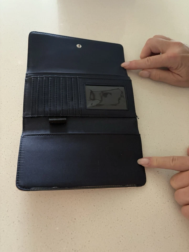 Cartera Tommy Hilfiger Rosa Triple Plegable, Chequera, Tarjeta de Crédito, Moneda con Cremallera, Snap Foto 4 de 4