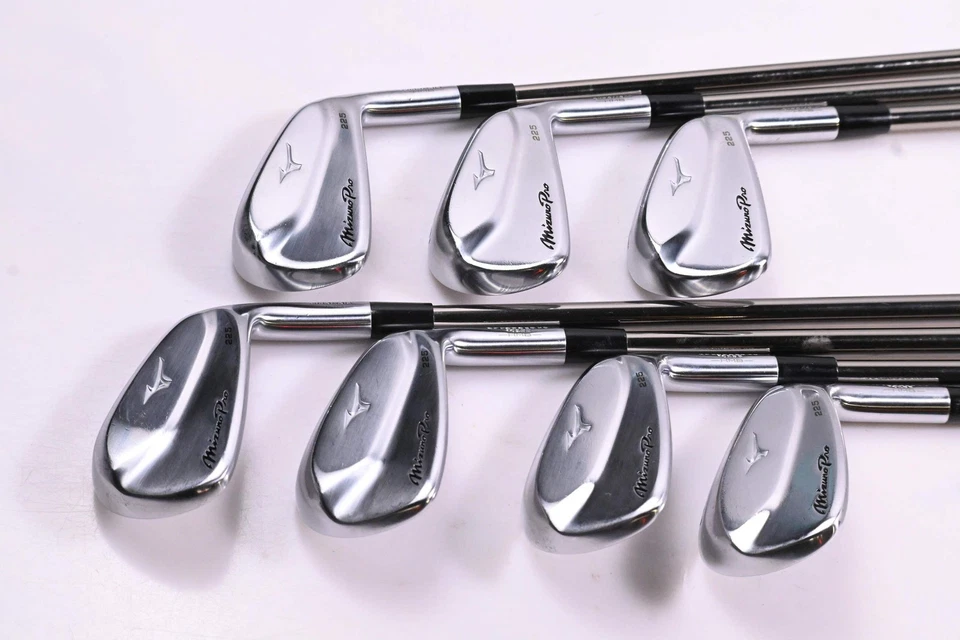 Mizuno Pro 225 Irons / 5-PW+GW / Senior Flex UST Recoil ESX460 Shafts - Image 2 of 4