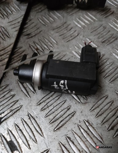 AUDI A8 D3 4E2, 4E8 Druckwandler 4e0906628 4.00 Diesel 2007 26245366