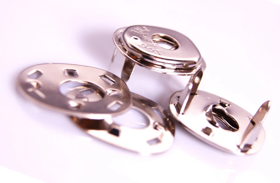 Silver Cross Wilson Coach Kinderwagen Schürze Abdeckung Verschlüsse x2 Lift the Dot