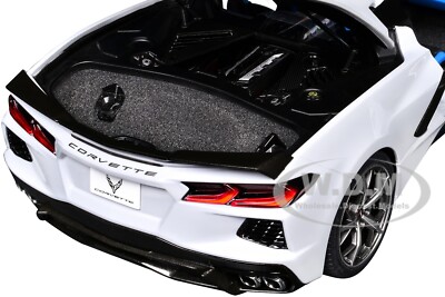2020 CHEVROLET CORVETTE C8 STINGRAY CERAMIC GRAY 1/18 MODEL CAR BY