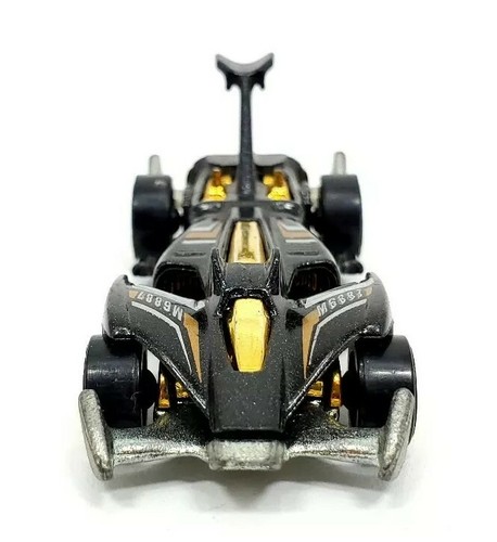 Hot Wheels Jet Threat 4.0 HW Special Features Black Gold Scale 1:64 - Picture 2 of 7