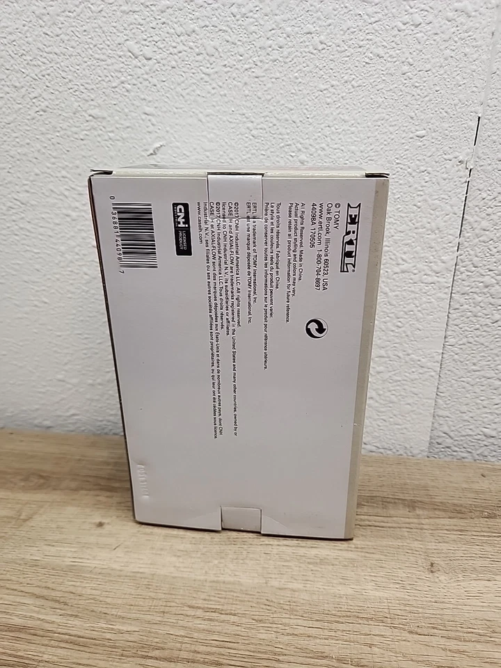 1/64 175th Ann. Case IH Track Combine, 2017 Farm Show Edition 44098 Ertl - Image 4 of 4