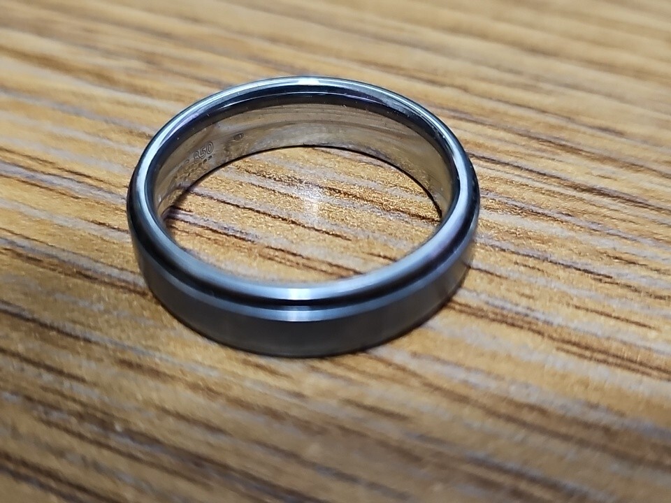 Mens Ring - Triton Tungsten Carbide TC. 850 PAT. No 8. 061.033