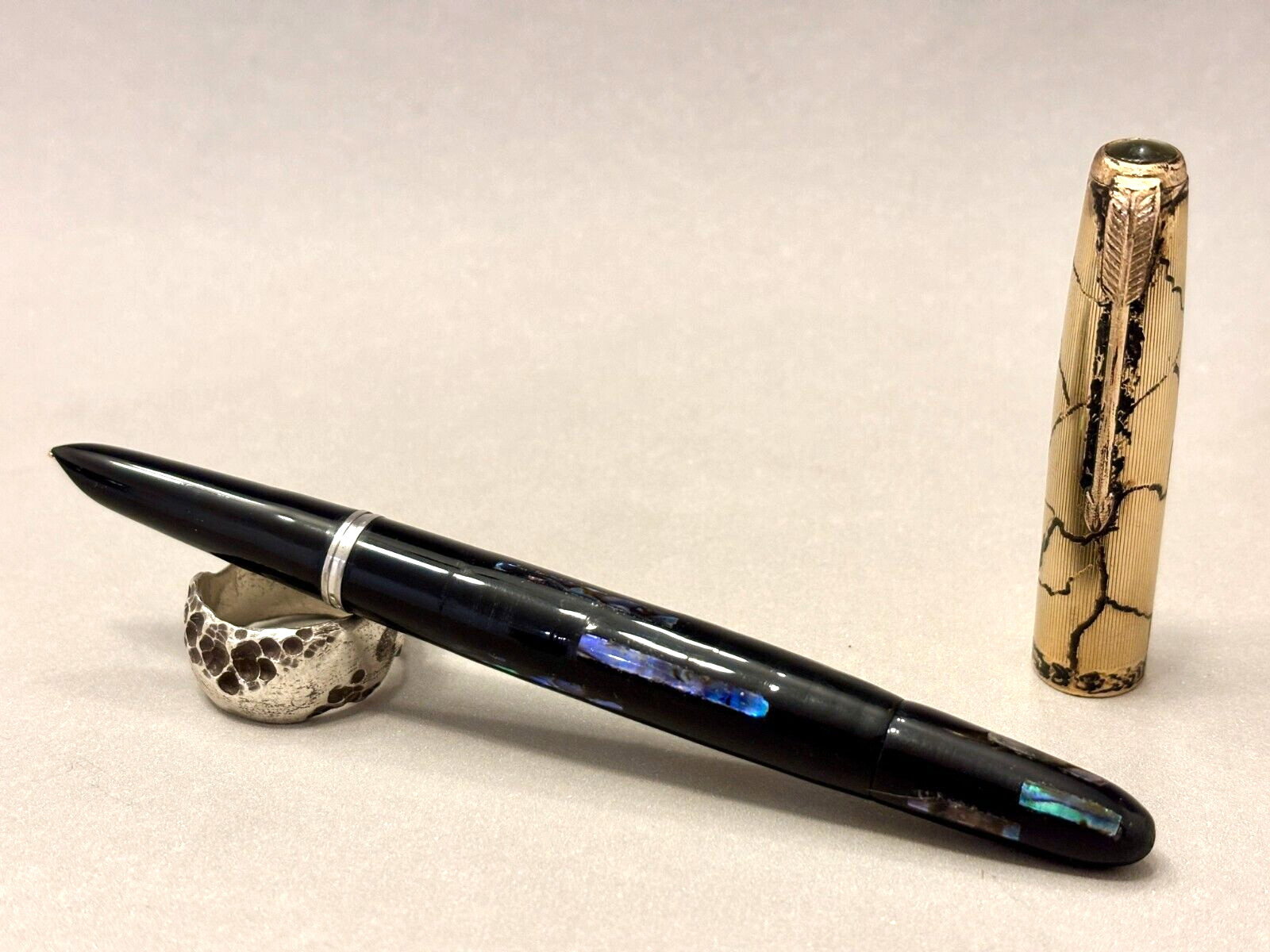 Parker — Fountain Pen — Medium (M) nib — fountain pen for sale on Nibfolio — photo 4