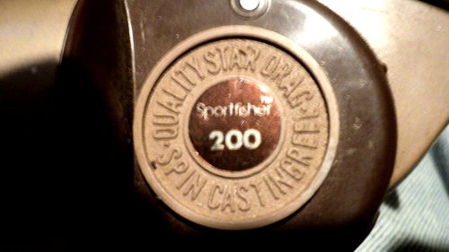SPORTFISHER ROD & REEL: 737 (5 FT 6 IN) & 200 Spin Casting Reel: Vintage Set - Picture 3 of 8