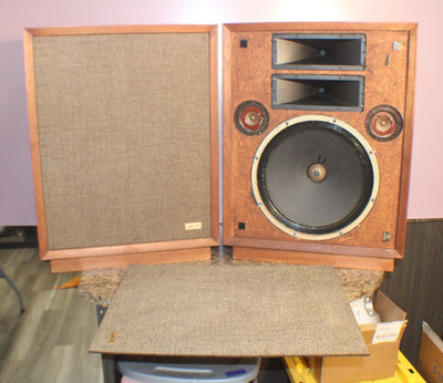 RARE! Pair of 1972 Audio 15 Acoustic Suspension Speakers