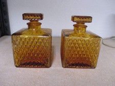 Ancienne paire de carafe / bouteille en verre jaune ambre années 70 - verre décoration maison