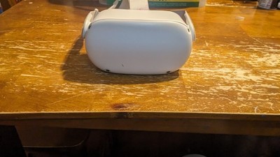 Meta Oculus Quest 2 White Standalone VR Headset with Adjustable Strap