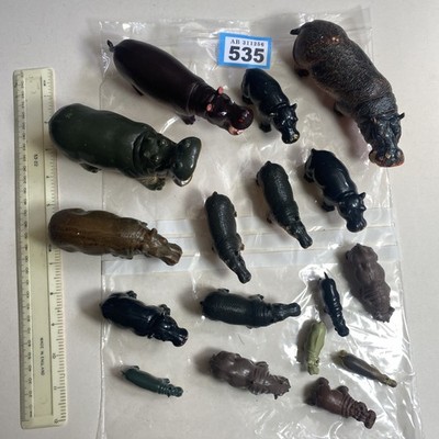 NP535 Plastik Spielzeug Wild Zoo Tiere Nilpferd Herde Frühförderzentrum Konvolut gut