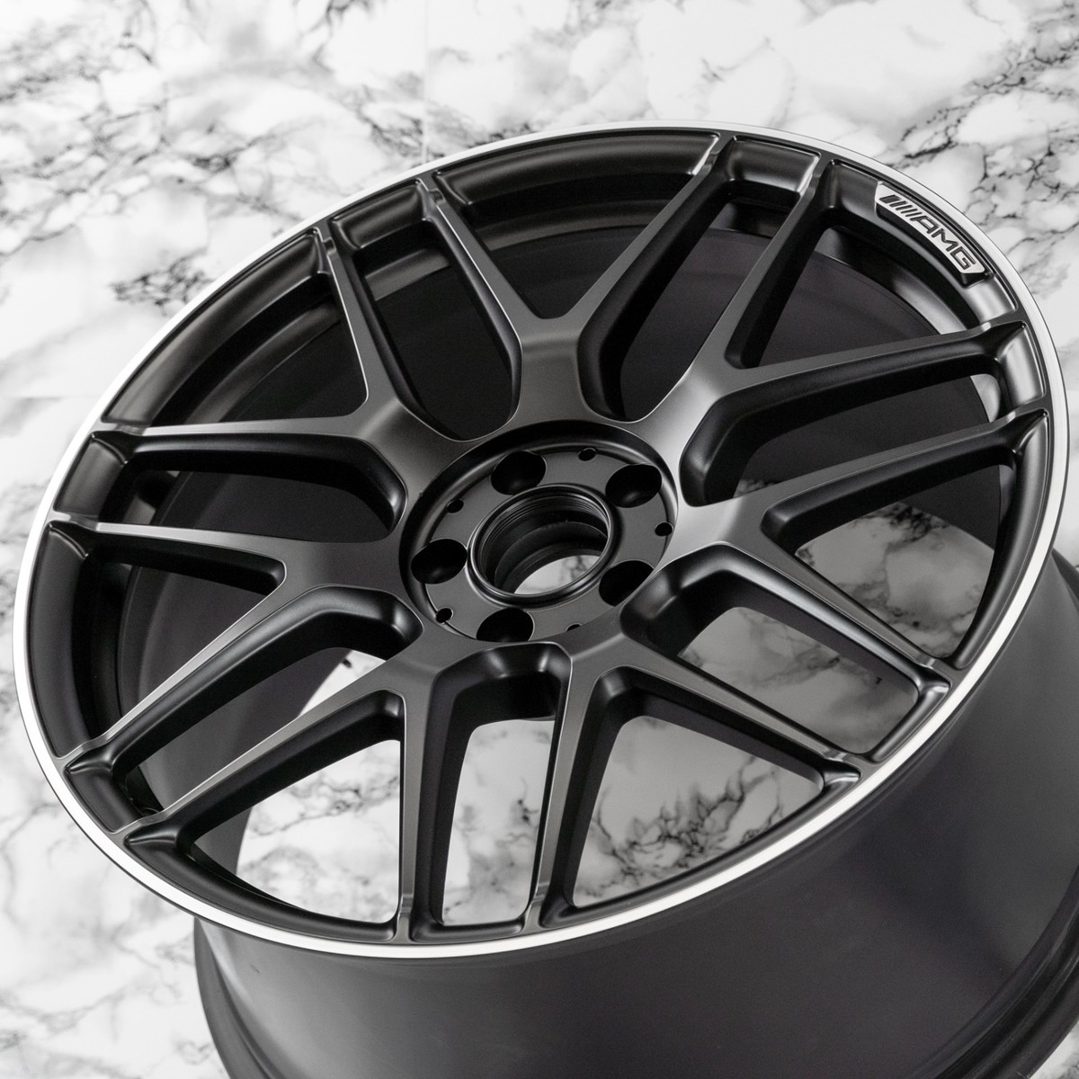 Mercedes E63S AMG 20