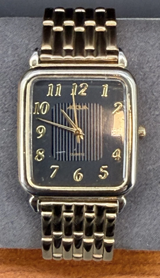 ВИНТАЖНЫЕ мужские кварцевые часы Acqua от TIMEX с датой — золото поверх нержавеющей стали — новая бита. - Изображение 2 из 4