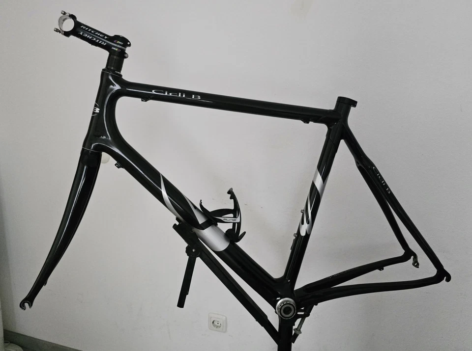 **Cicli B Carbon Rennradrahmen Set – 55 cm ( sehr leicht ca. 2 kg.)** - Bild 2 von 4