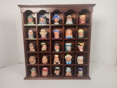 Franklin Porcelain 25 Miniature Toby Jugs Mugs Set w Display Case Peter Jackson