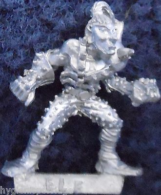 1985 Dark Elf Bloodbowl 1st Edition Attacker Limited Edition Citadel LE18 Team
