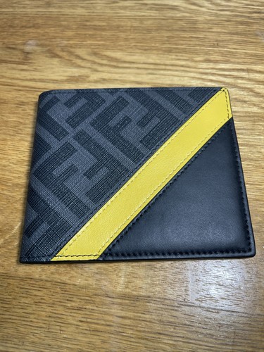 Fendi Hombre Negro Gris Cuero Doble Plegable Cartera En muy buena condición - Imagen 6 de 13