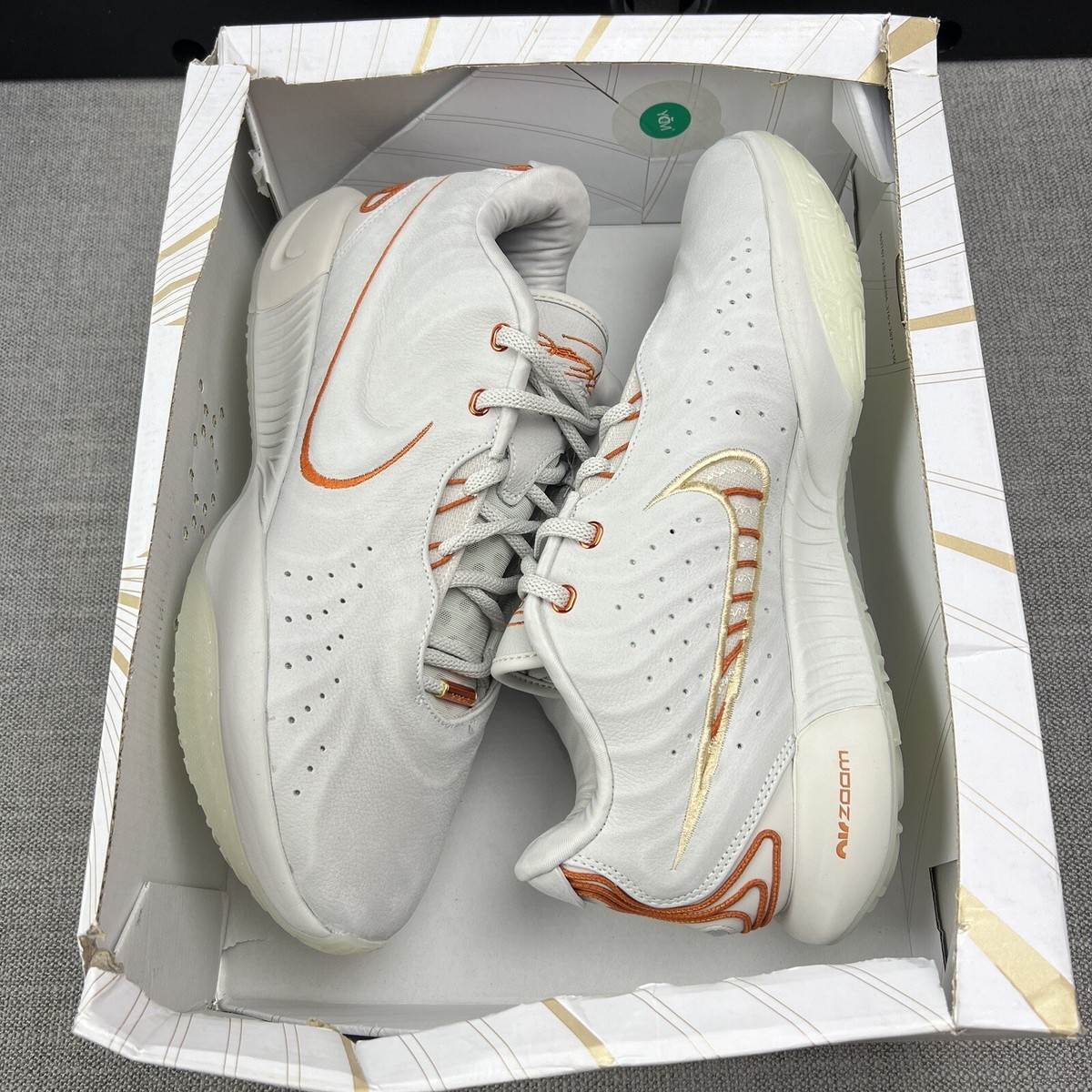 シューズ(男性用) Lebron XXI Akoya Nike Lebron XXI 21 “Akoya” Lt-Bone/Campfire Orange FV2345