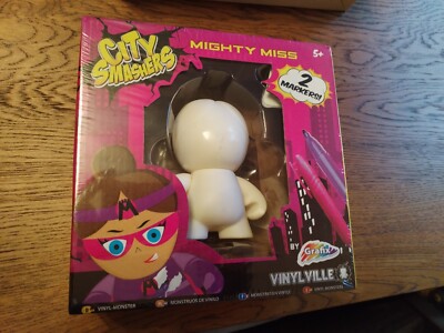 City Smashers Vinyl Figur Mighty Miss