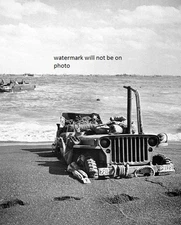 US Jeep sunk in the sand on Iwo Jima  8"x 10" World War II Photo Picture #45