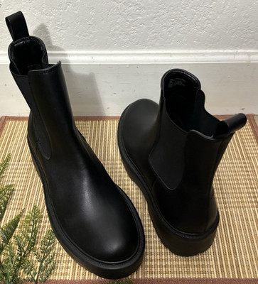 Steve Madden Woman MADALYN Bootie Size: 8M