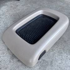 2003-2007 Tahoe Yukon Gm Truck Suv Full Center Console Lid Tan Silverado Sierra 2003-2007 Tahoe Yukon Gm Truck Suv Full Center Console Lid Tan Silverado Sierra