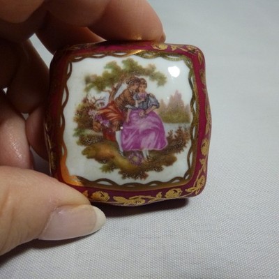 Trinket Box - Antique, Limoges France La Reine Porcelain Victorian Scene - MINT