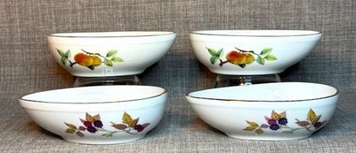 Set 4. Royal Worcester EVESHAM Gold, Avocado Dishes w/ Peach, Blackberry England