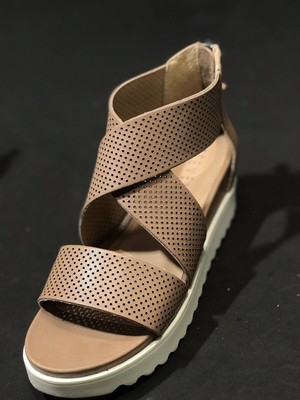 steve madden nc klein sandals