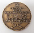 Vintage Brass 1st Infantry FWD Division Goeppingen Germany Challenge Coin INF — photo 2
