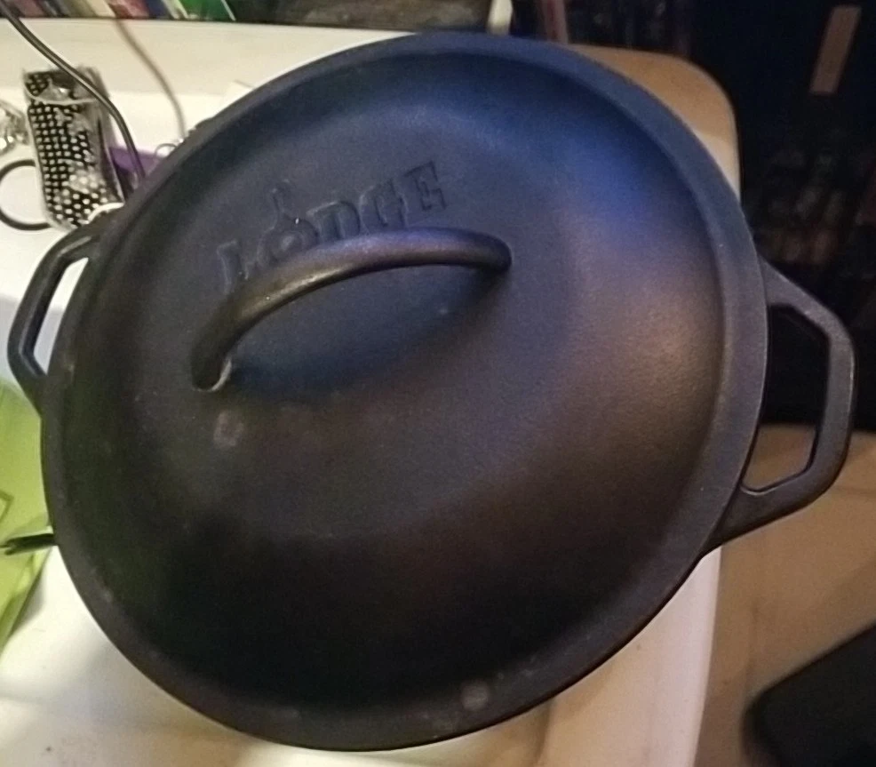 Vintage Lodge Cast Iron Skillet Round USA 10DOL #10